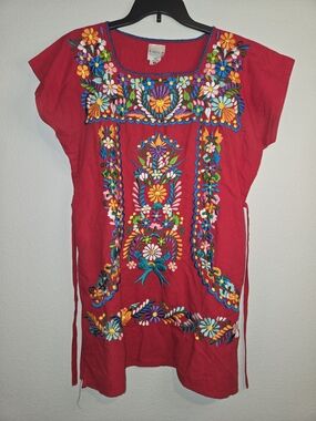Solei Womens Mexican Embroidered Red Shift Dress. 100% Cotton